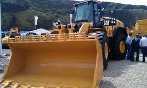 Caterpillar-loading-shovel